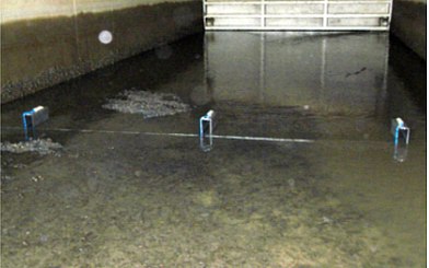 Durchflussmessung im Hochwasserpolder Durchflussmessung im Hochwasserpolder