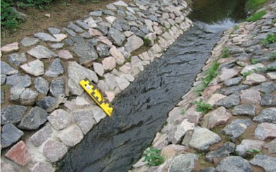 Durchflussmessung von kontaminiertem Grundwasser Durchflussmessung von kontaminiertem Grundwasser